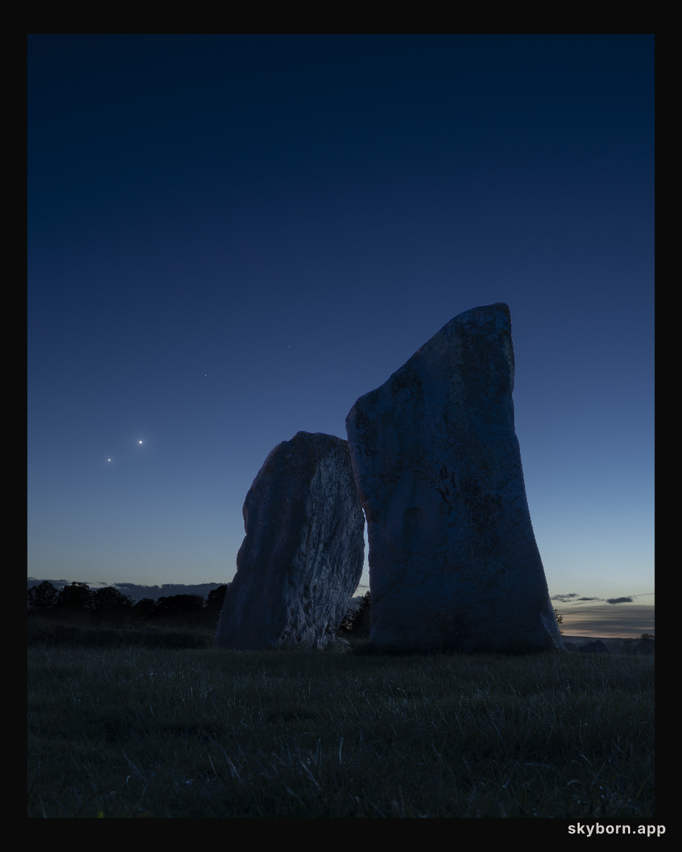 Venus and Jupiter: Conjunction from Avebury
