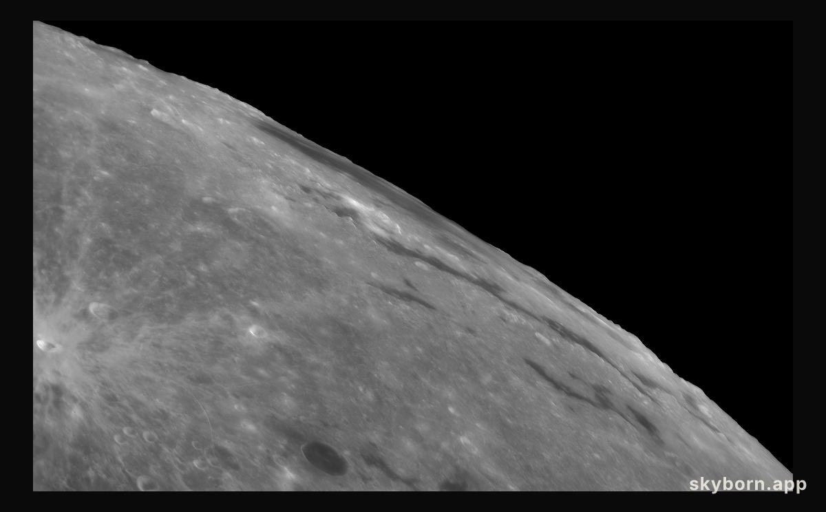 Western Moon, Eastern Sea